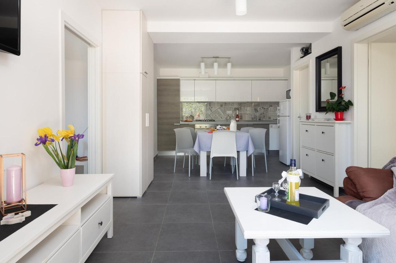 Seaside Apartment Kamelia Mimice Esterno foto